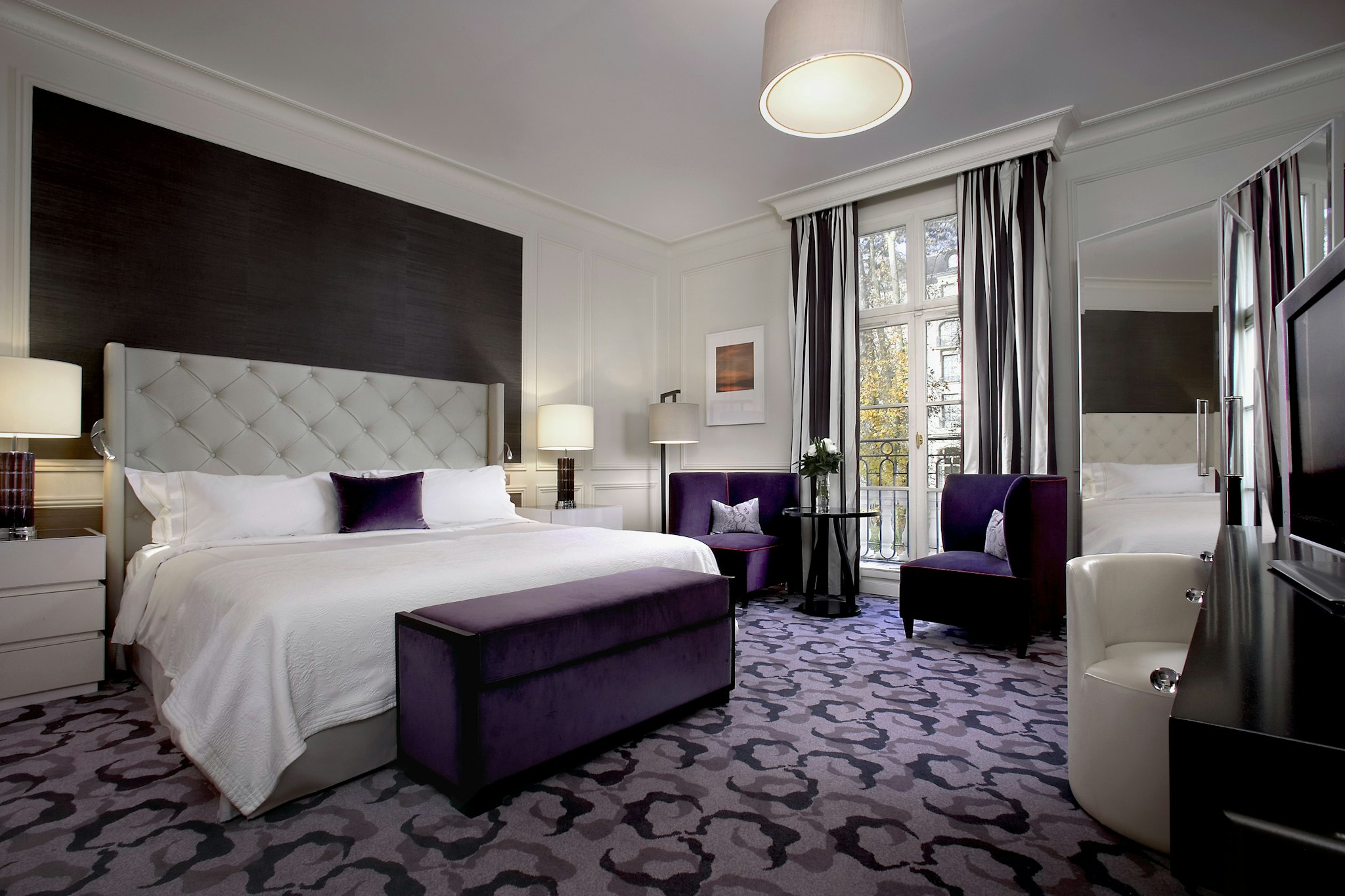 Palace, King Bed, Park View