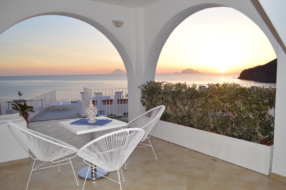 'A Alera Room And Breakfast 17/50