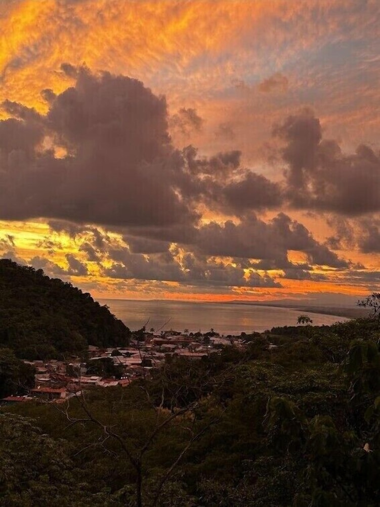 Vista del Pacifico 44/48