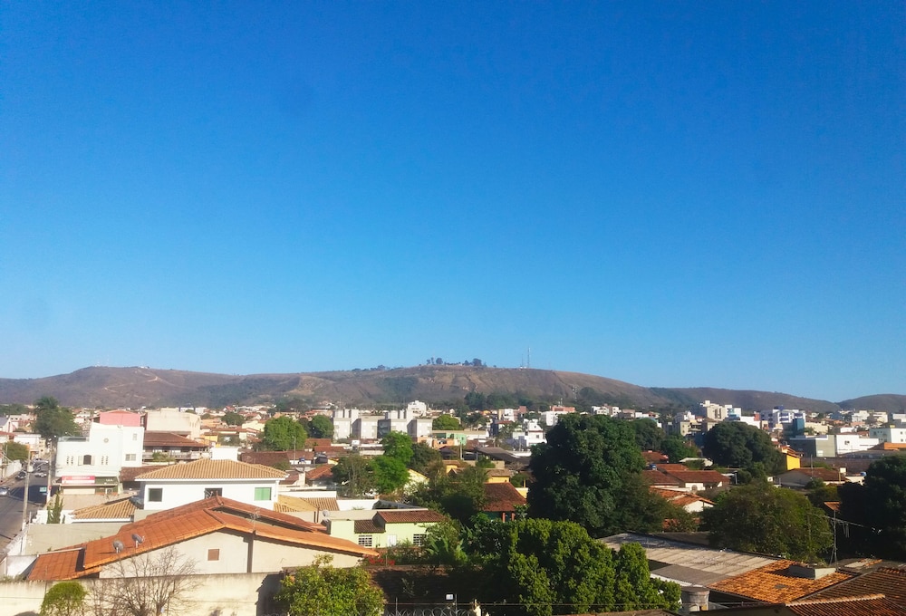 Sete Lagoas Residence Hotel 29/30