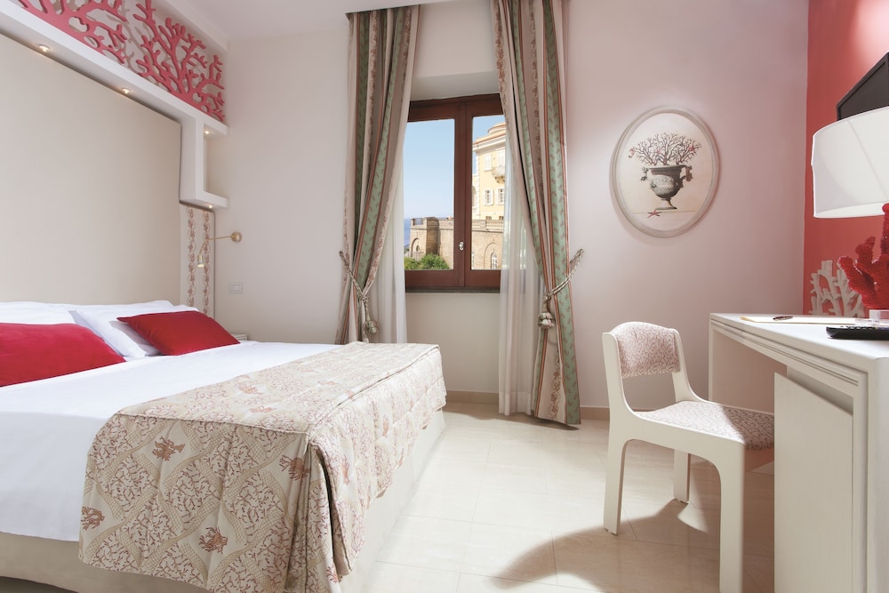 Hotel Corallo Sorrento 36/80