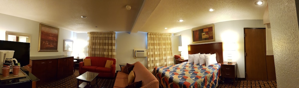Le Mars Inn & Suites 26/42