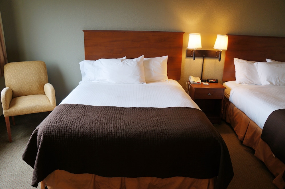 AmericInn by Wyndham Newton 11/48