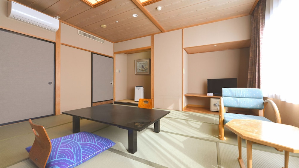 Hotel Kinugawa Gyoen 40/55
