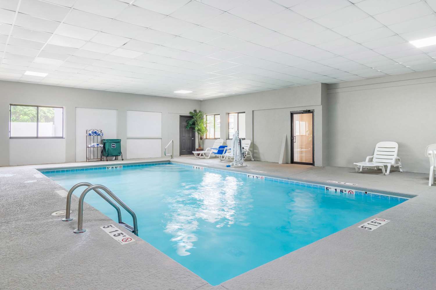 Sleep Inn Macon I-75 7/17