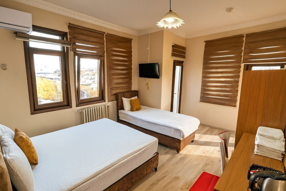 Biter Hotel 15/44
