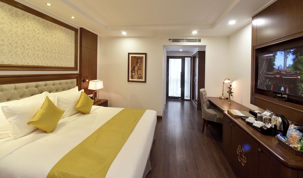 SUPERIOR, DOUBLE BED