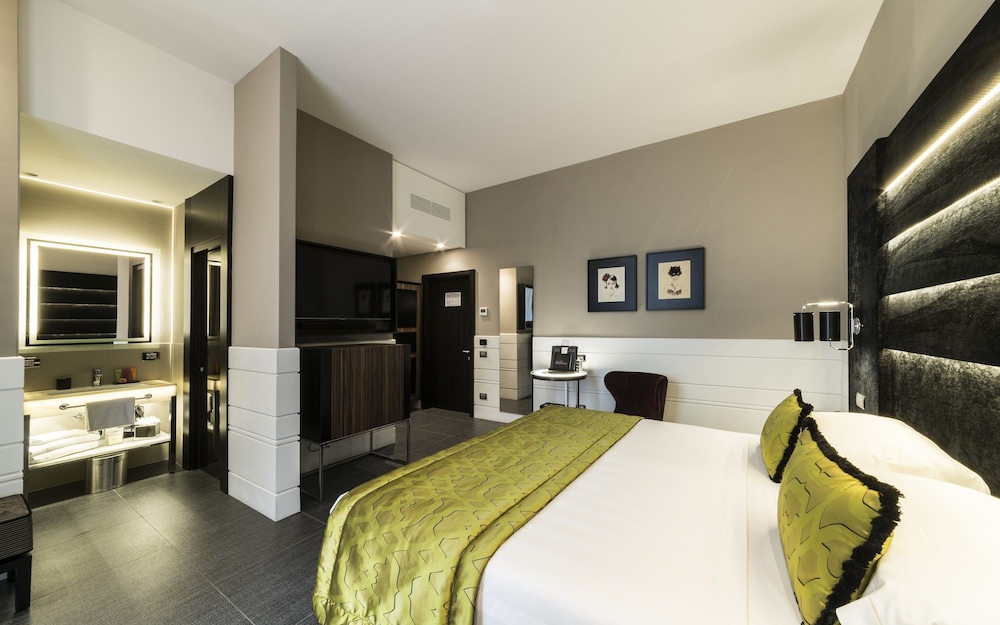 Rome Glam Hotel 11/62