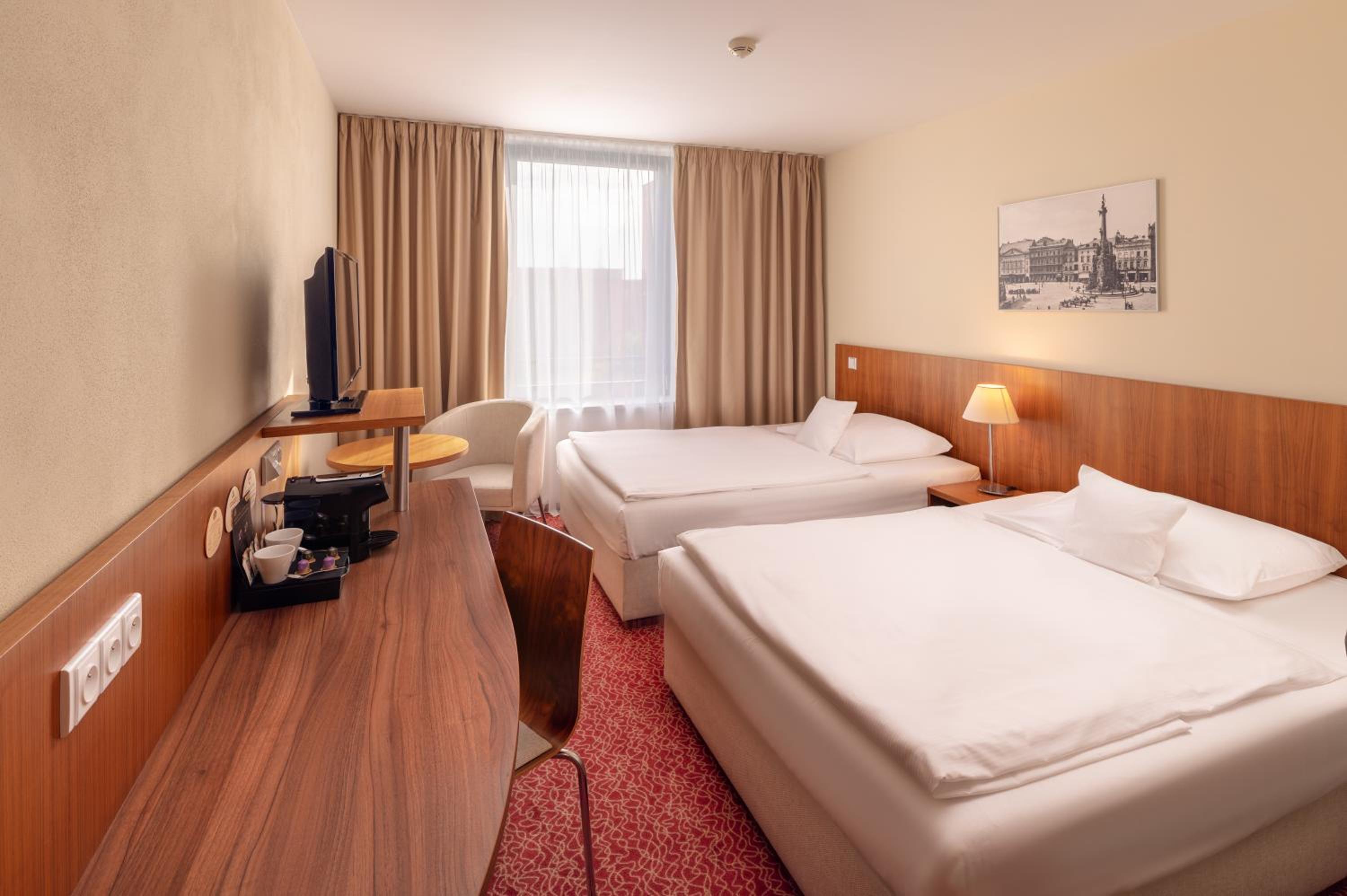 Suite, 2 Double Beds, Sofa