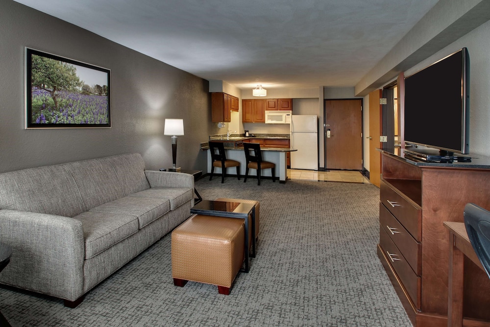 Drury Inn and Suites San Antonio Northwest Medical Center 30/50