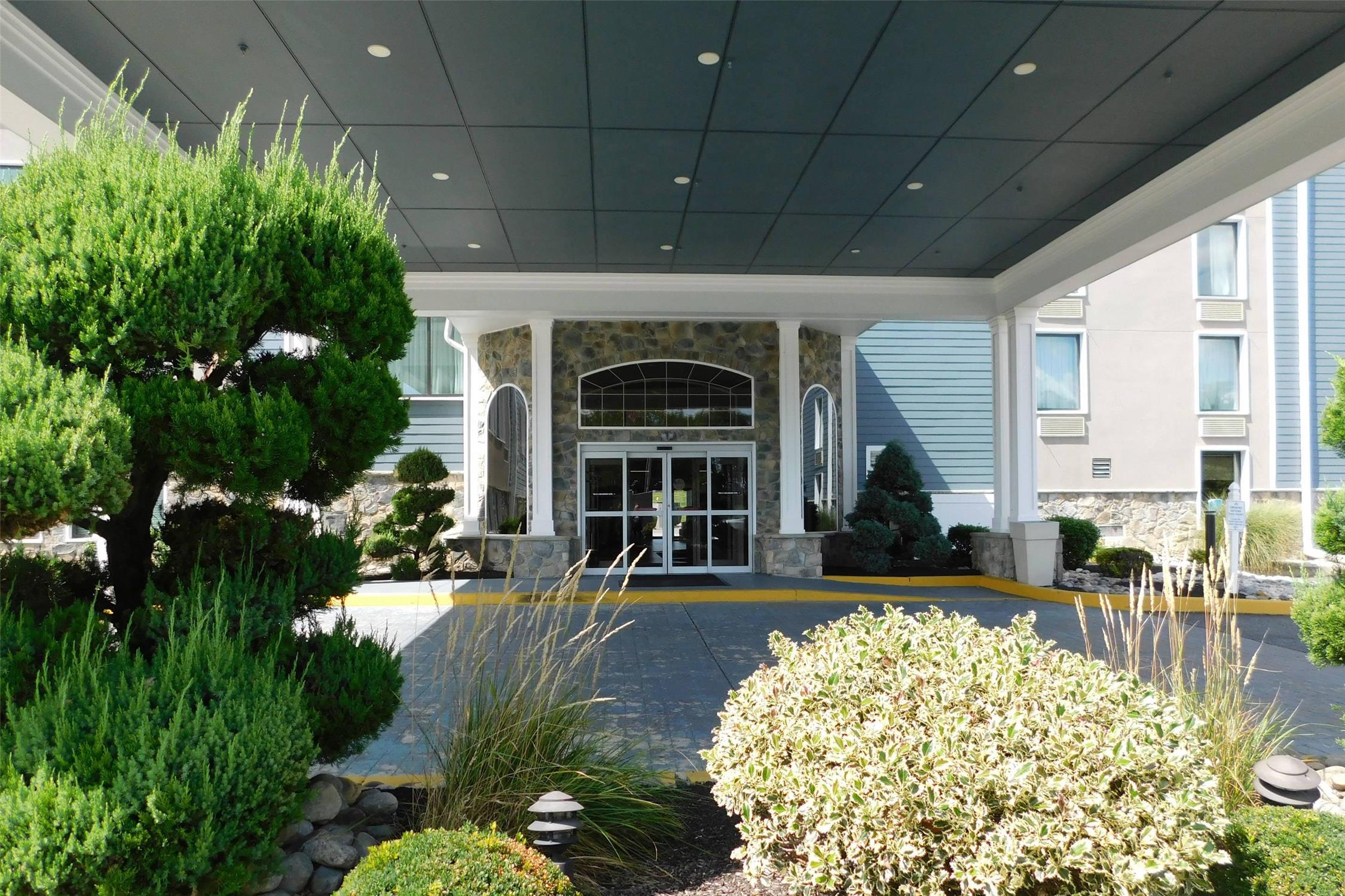 Comfort Inn & Suites Glen Mills - West Chester 16/25