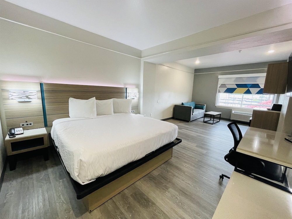 Sonesta Essential Hotel Houston-I-45 Spring 12/47