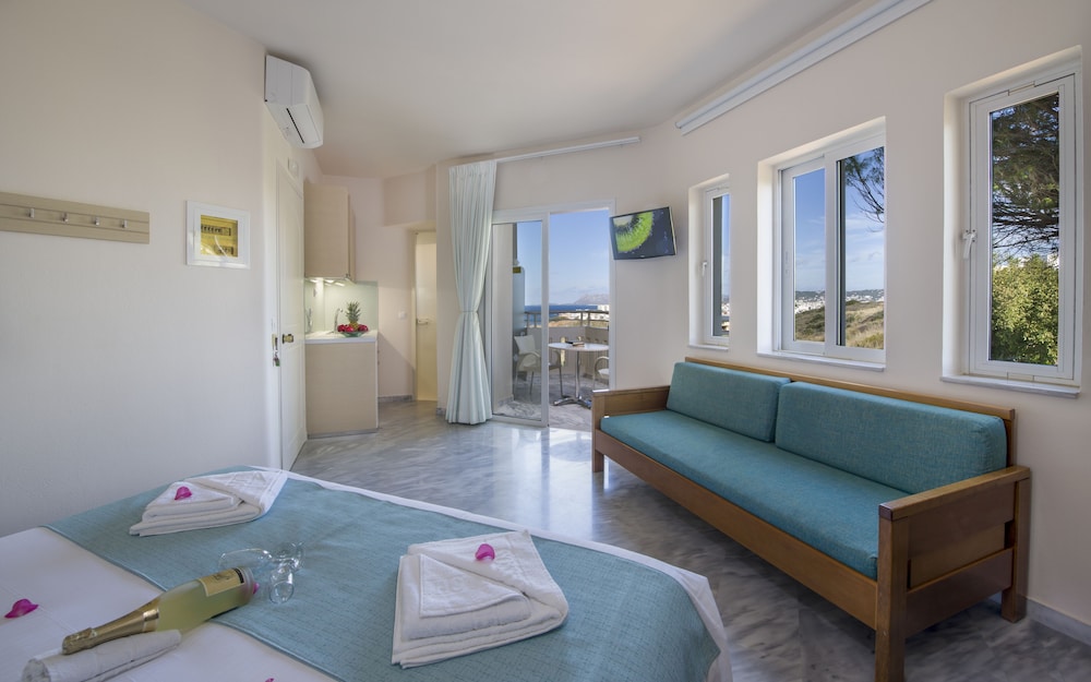 Kedrissos Hotel Apartments 21/44