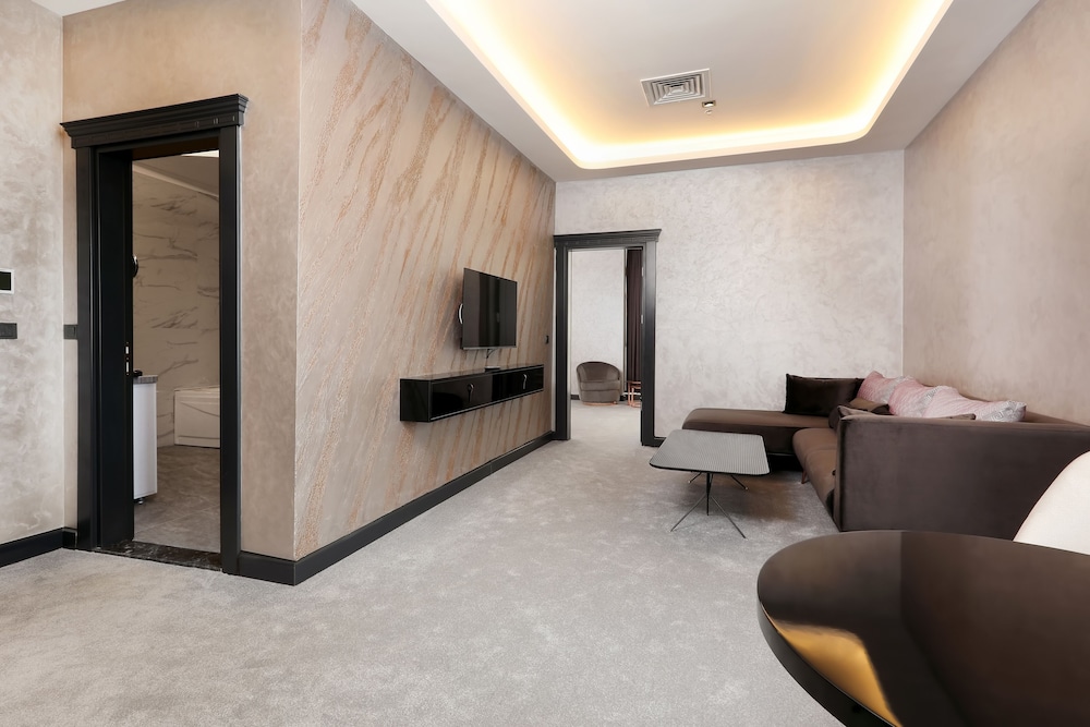 Aileena Hotel & Villas 55/73