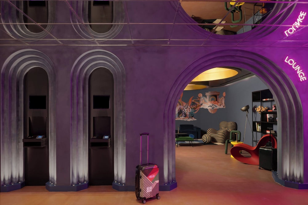Moxy London Piccadilly Circus 27/47