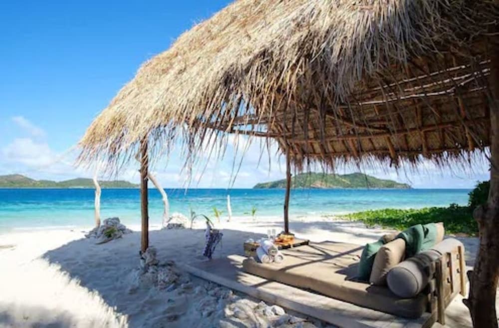 Malolo Island Resort 11/70