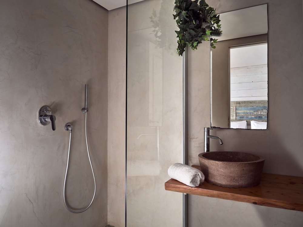 Gloria Maris Hotel Suites and Villas - Adults Only 7/74