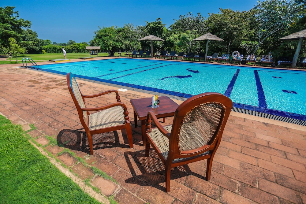 Camellia Resort And Spa 37/65
