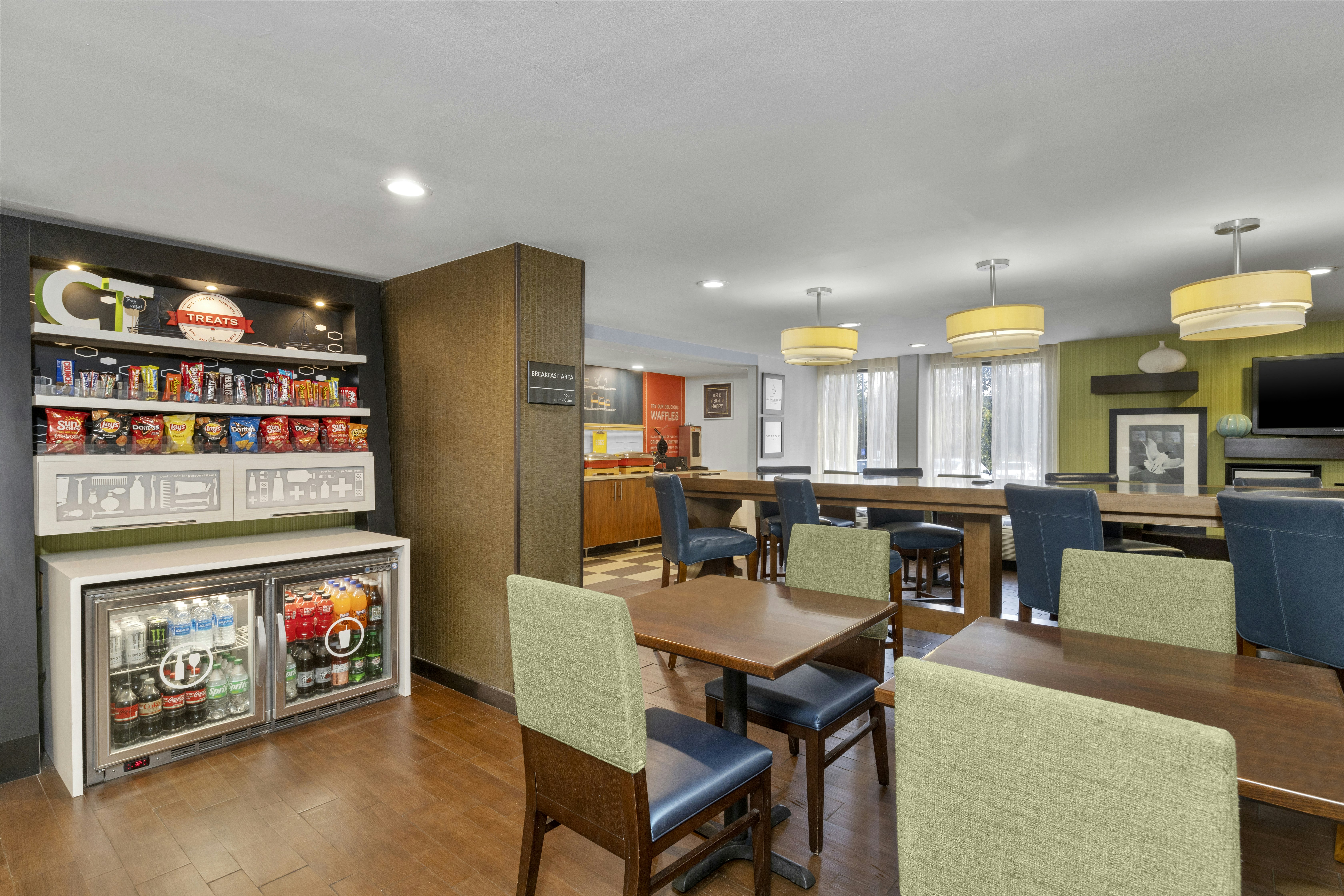 Hampton Inn Milford, CT 64/72