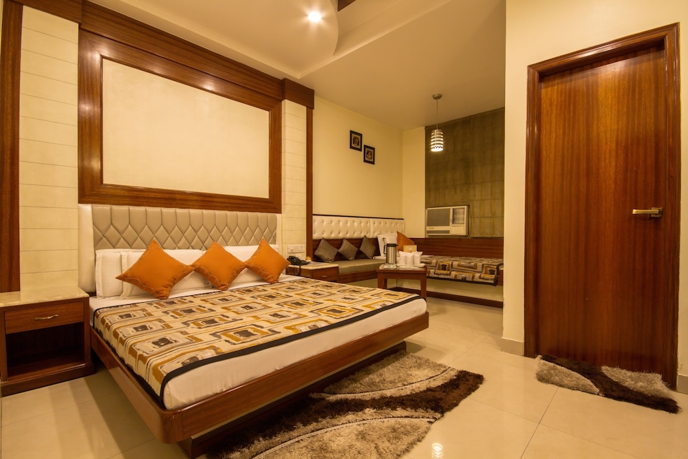 Aster Inn Hotel 14/37