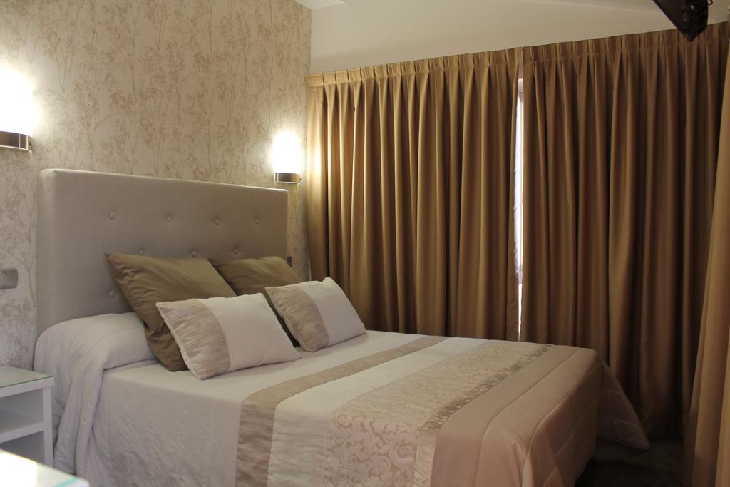 HOTEL MAROLA 5/22