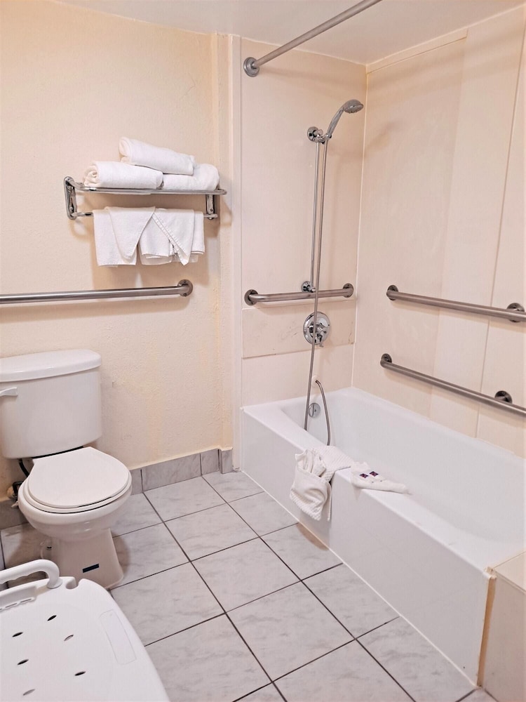 Motel6 Catonsville, MD – Baltimore West 53/58
