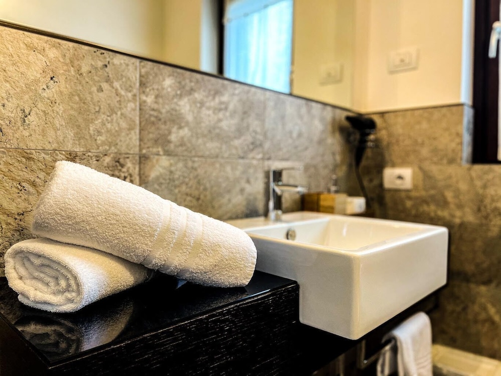Charming Bellagio Boutique Hotel 17/34