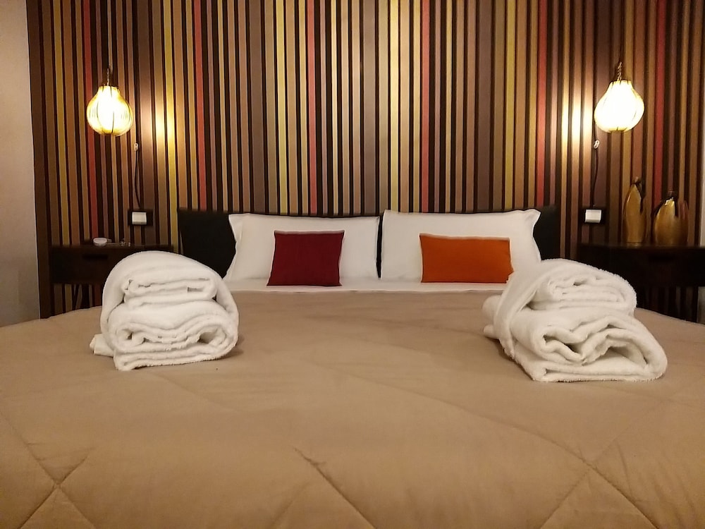 St. Peter Suites 19/50