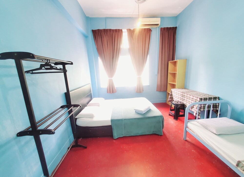Jesselton Cabin 16/62