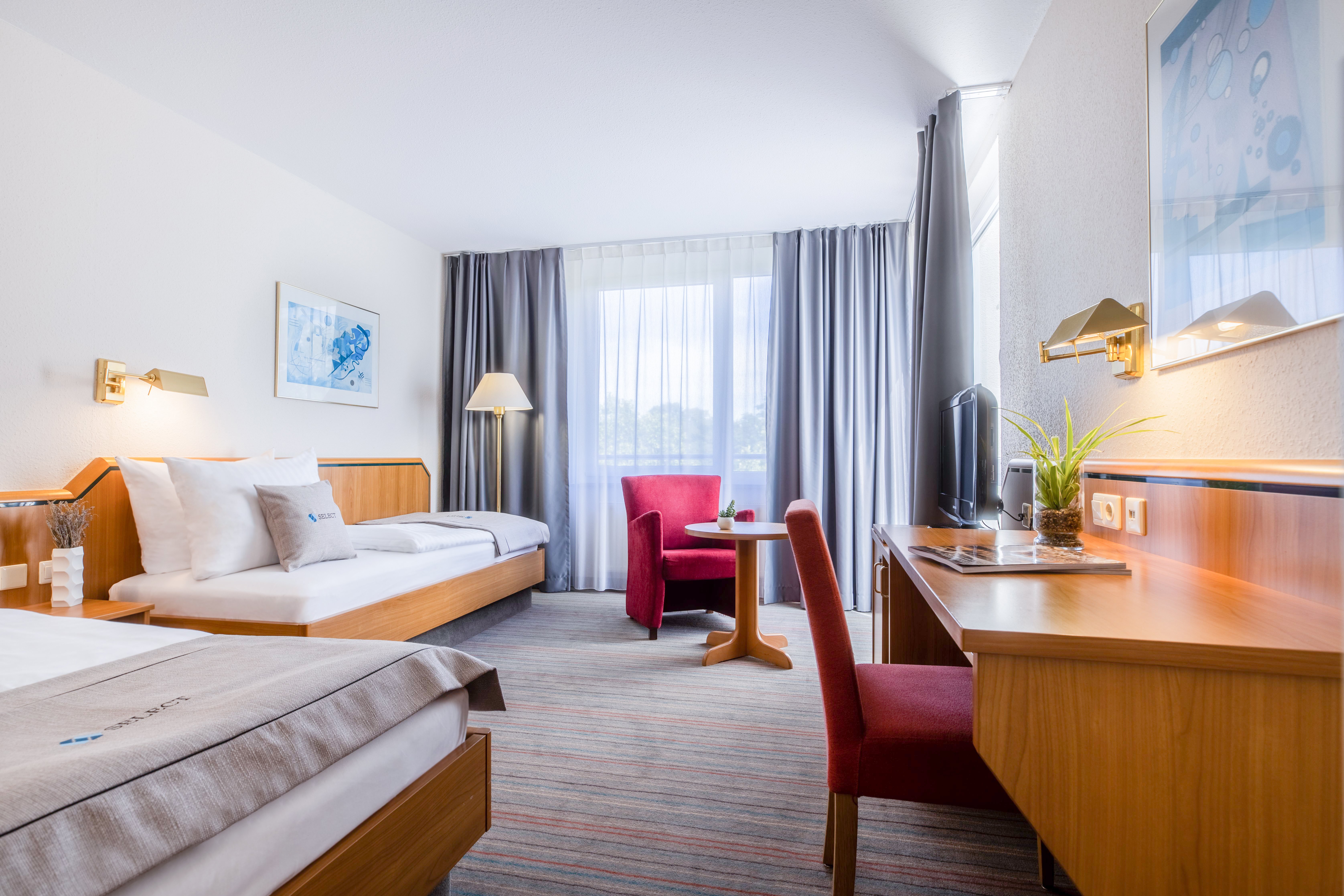 Holiday Inn - the niu, Blade Solingen by IHG 23/80