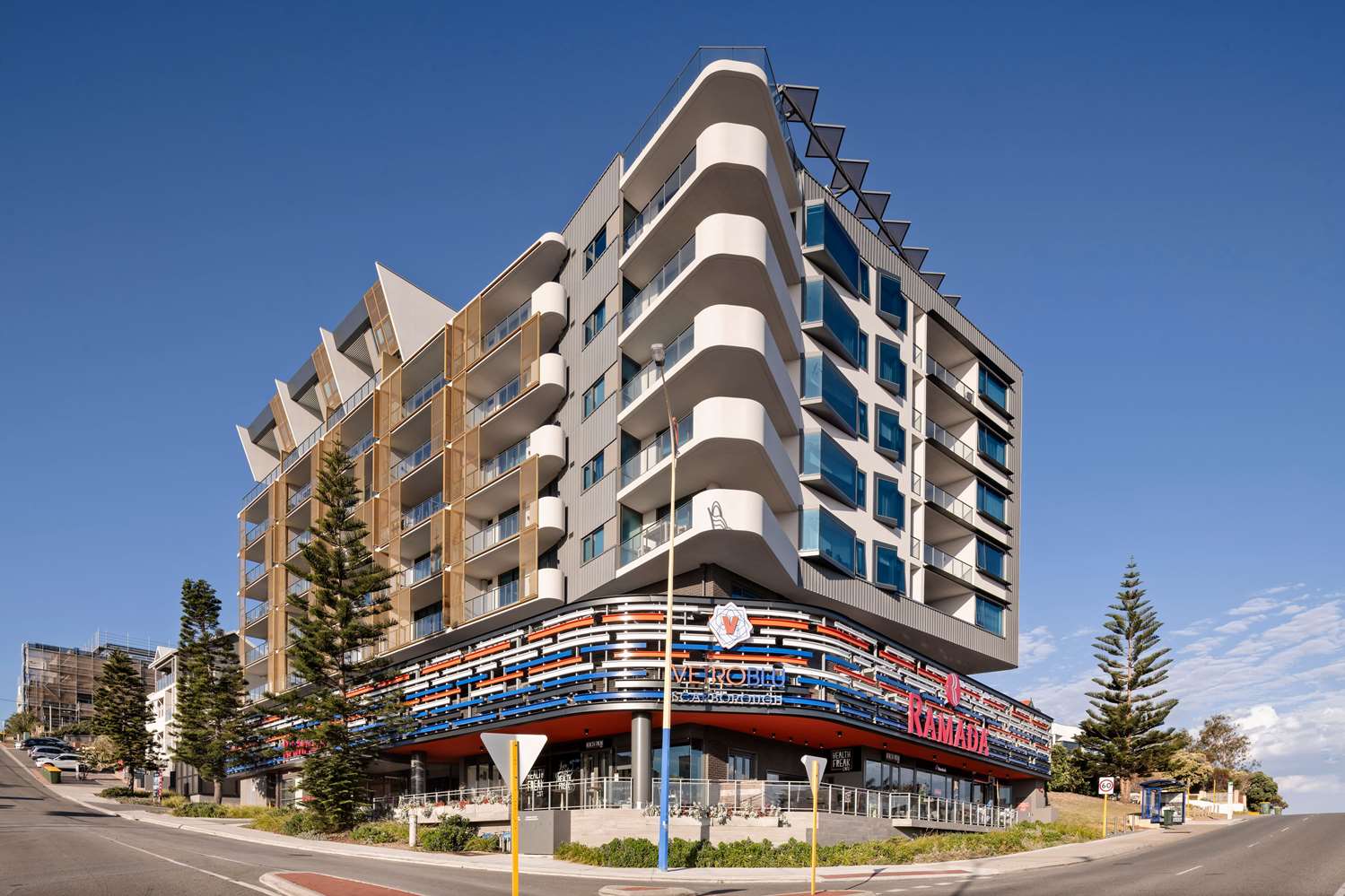 Ramada by Wyndham VetroBlu Scarborough Beach 6/55
