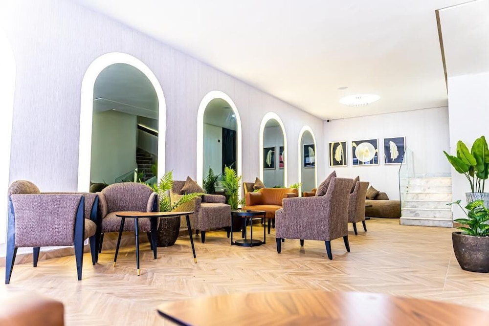 Hotel Les Ambassadeurs 24/35