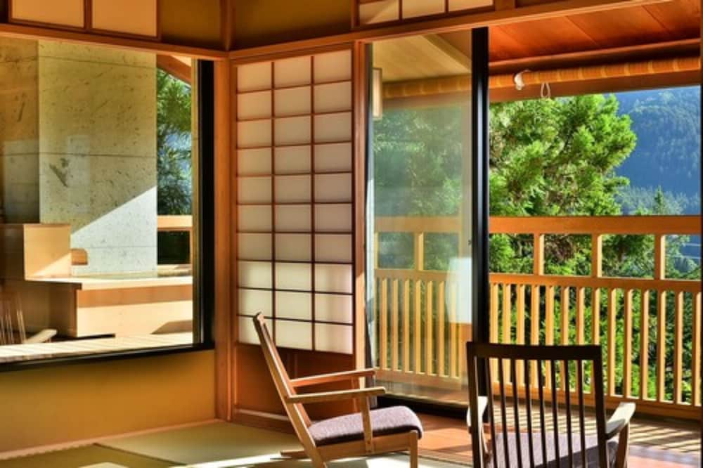 Kanbayashi Hotel Senjukaku 7/59