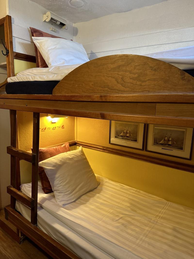 Room, Single Bed, Bunk Beds, Shared Bathroom