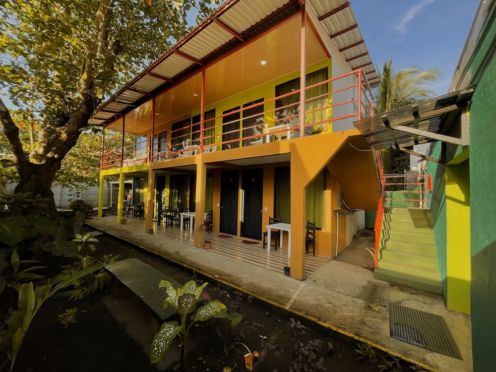 Cabinas El Icaco Tortuguero - Hostel 2/76