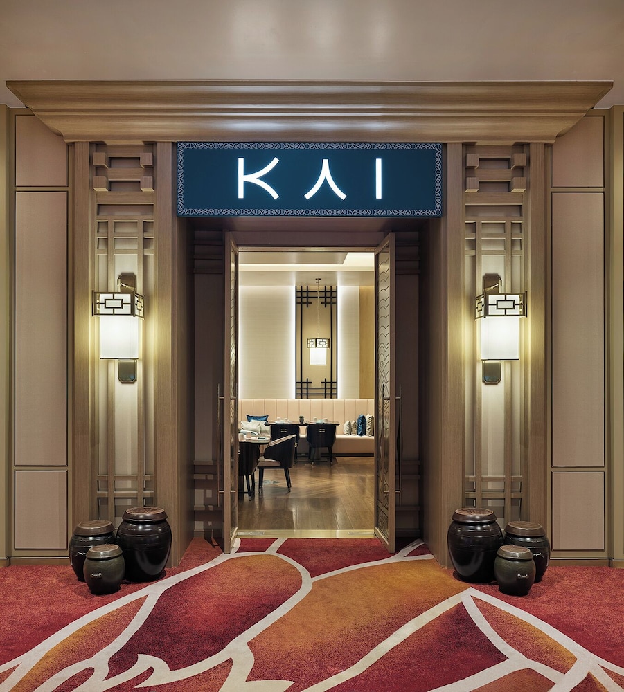Swissotel Clark Philippines 54/60