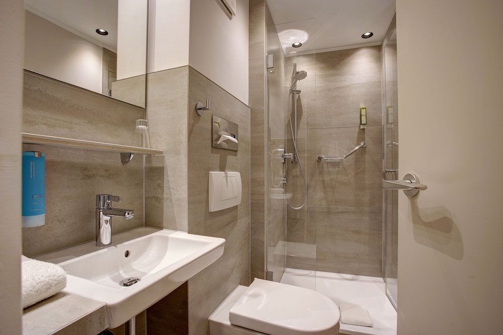 Premier Inn Cologne City Centre hotel 48/50