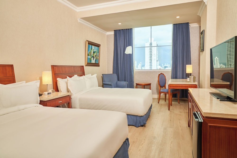 Waymore Hotel Spa & Casino 51/111