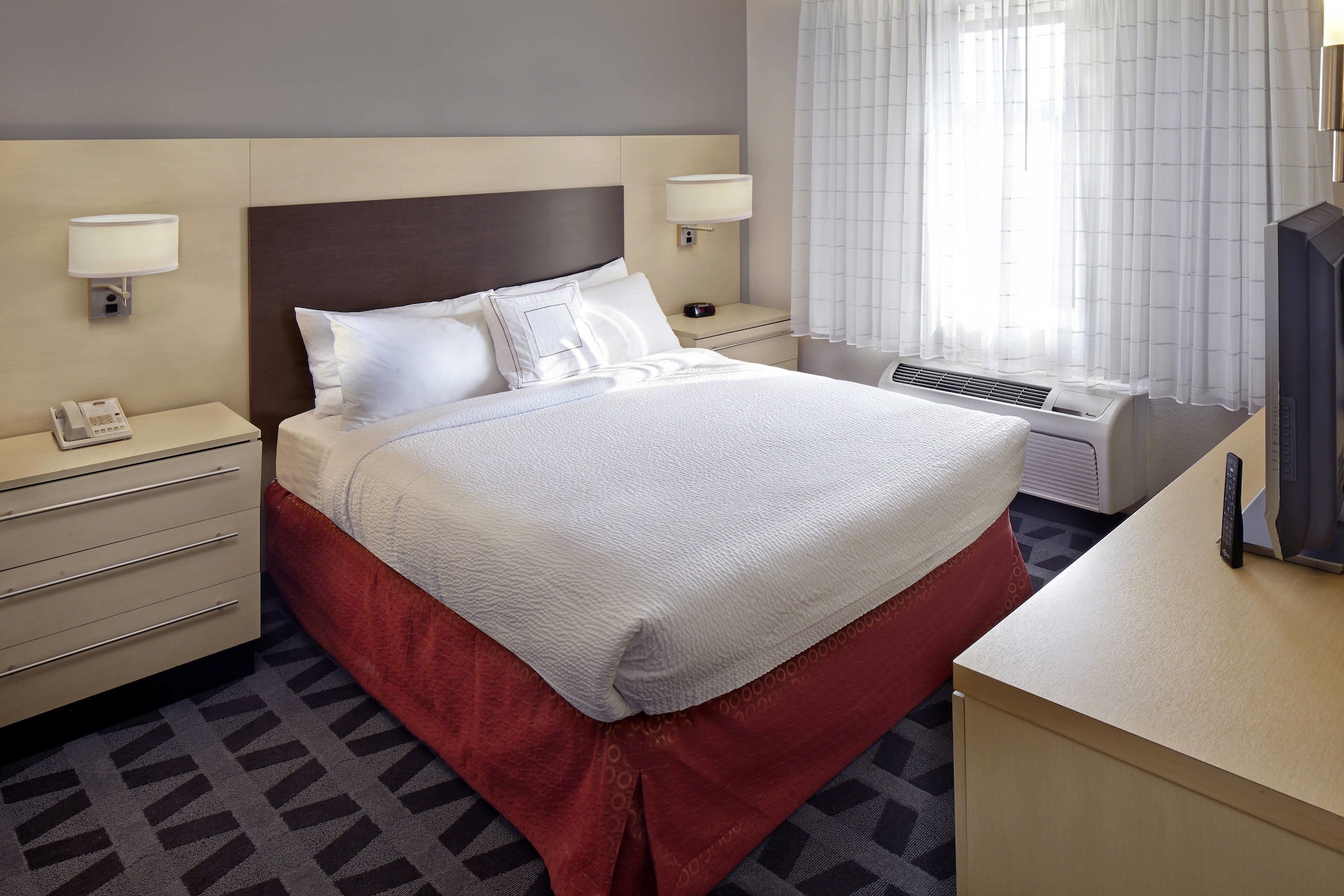1 Bedroom, Suite, Queen Bed, Sofa