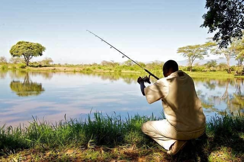 Voyager Ziwani Tented Camp 38/43