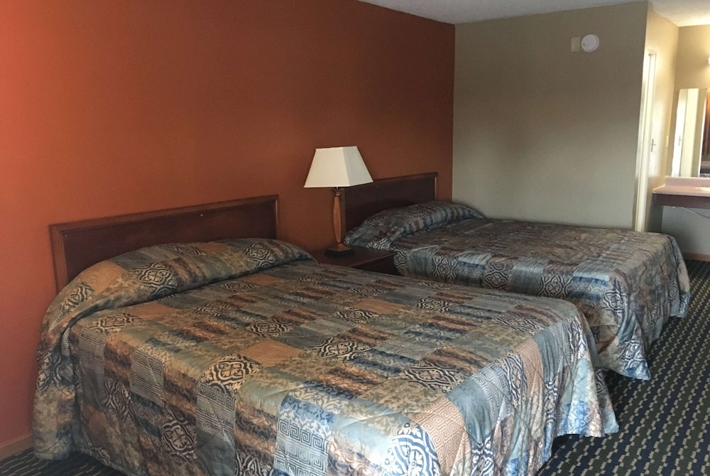 Knights Inn Merrillville 17/28
