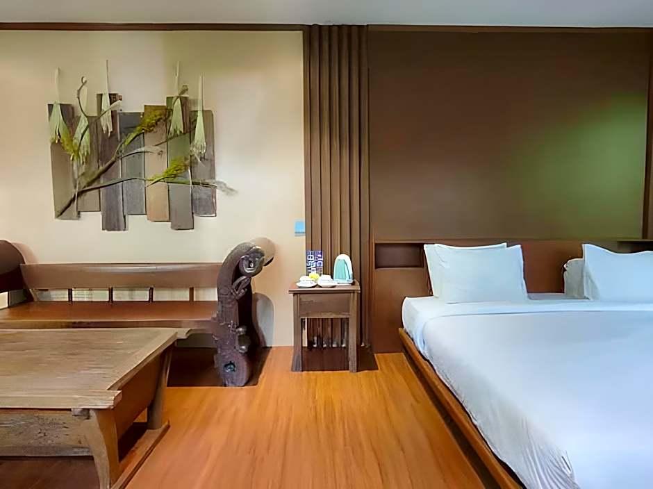 Imah Seniman Hotel 19/53