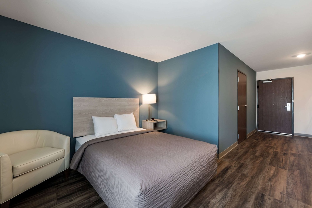 WoodSpring Suites Greensboro - High Point North 21/51