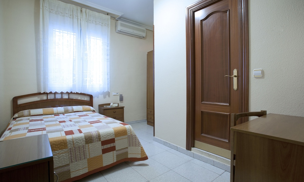 Hostal Maria Luisa 21/36