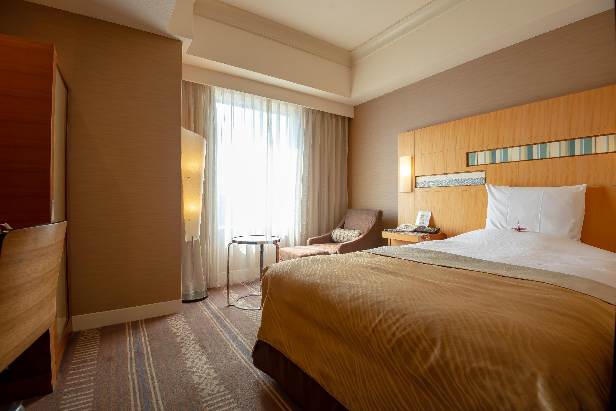 Semi Room, Single, Semi Double Bed