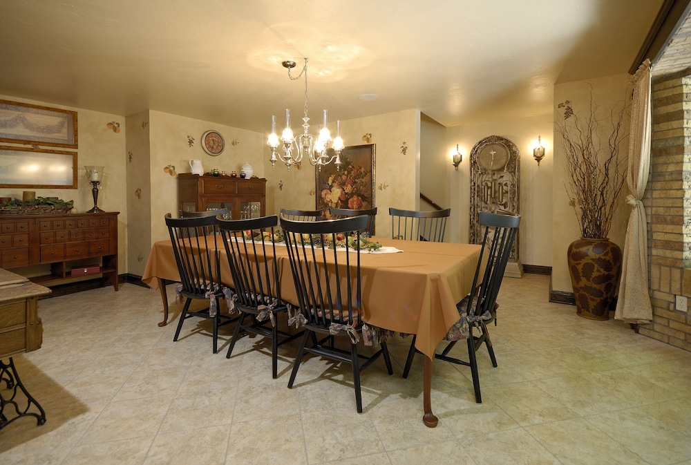 The Roost Bed and Breakfast 19/40
