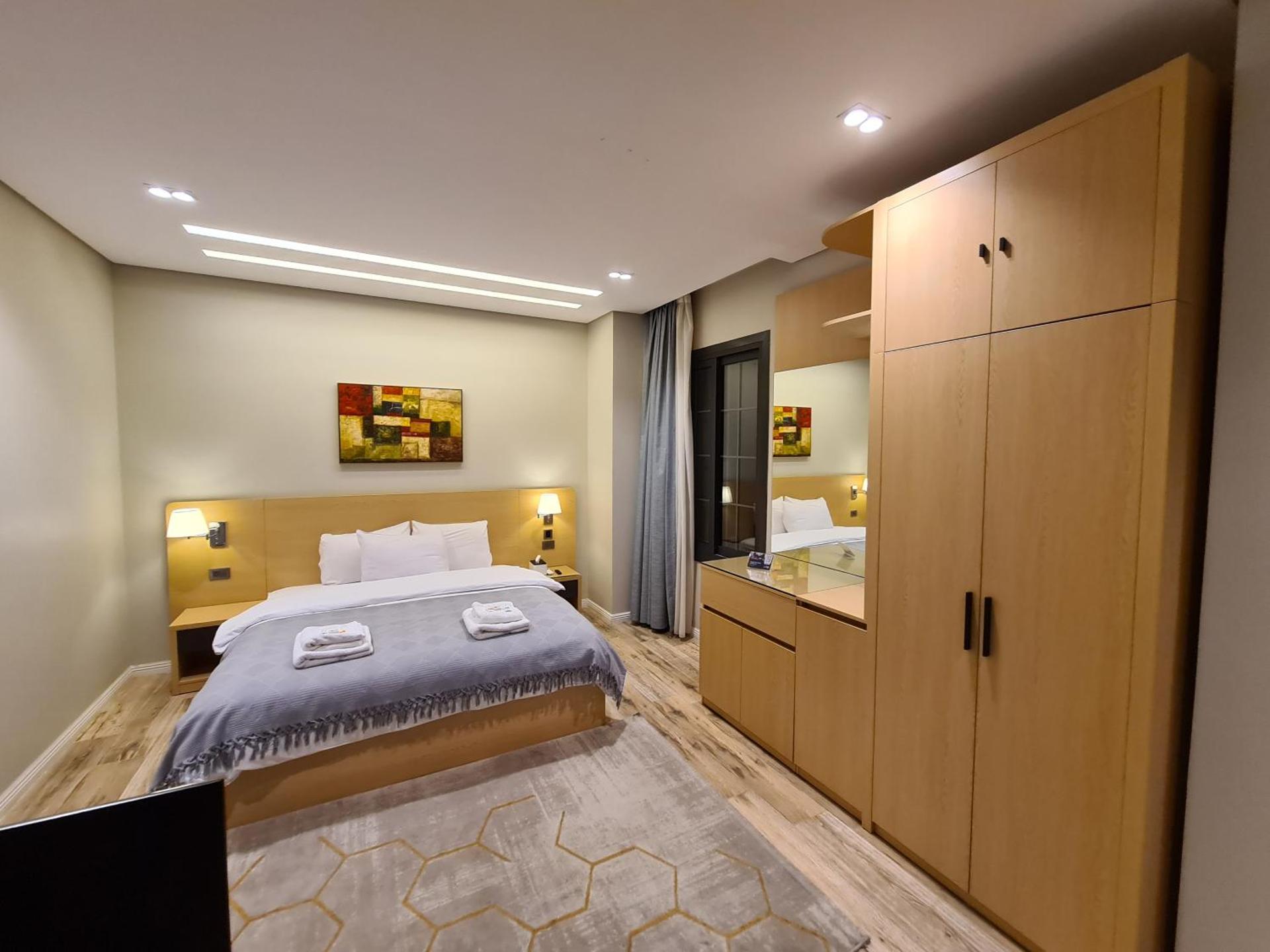 Mirage Taiaa Hotel Apartments 10/43