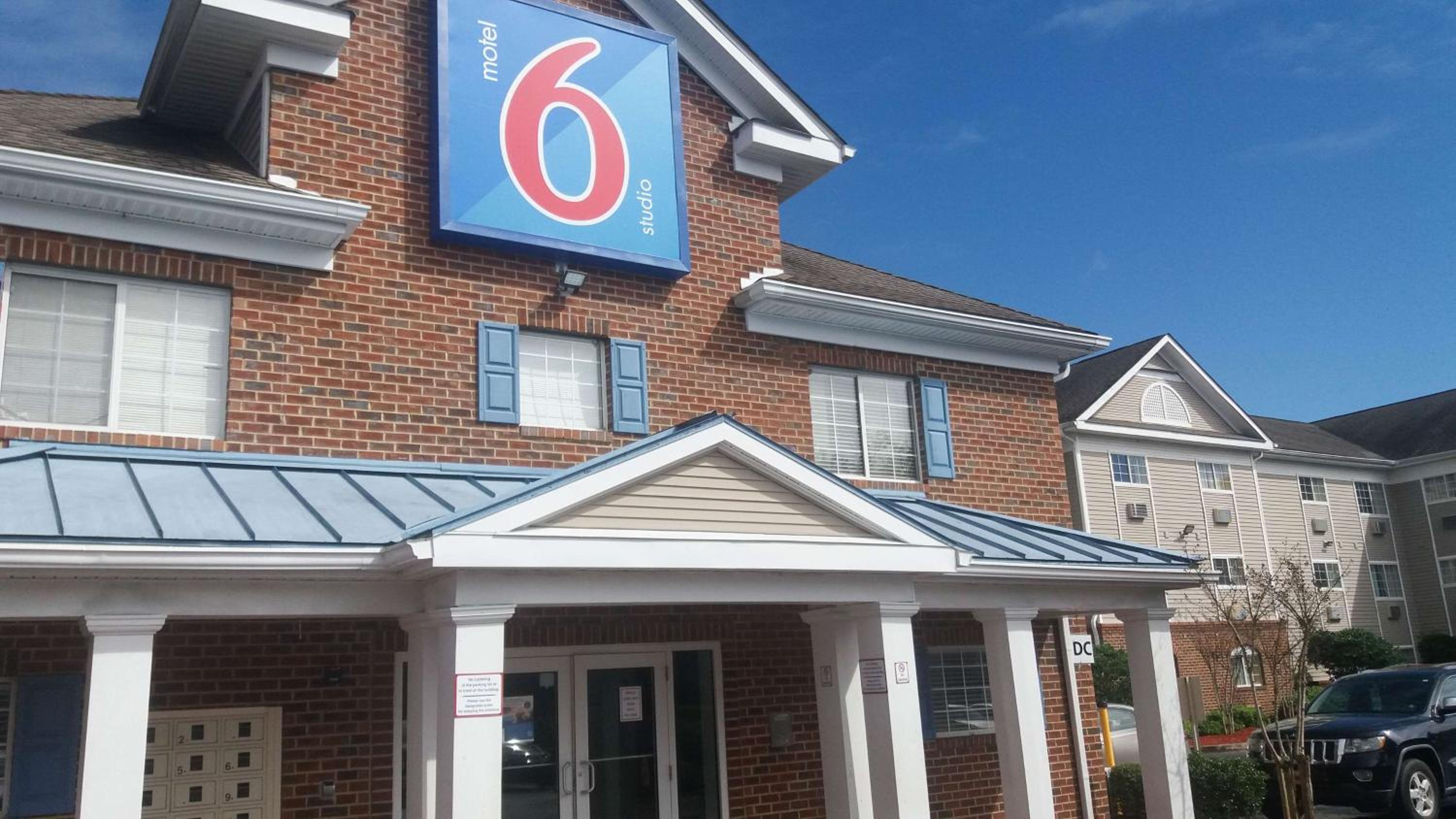 Motel6 Myrtle Beach, SC image