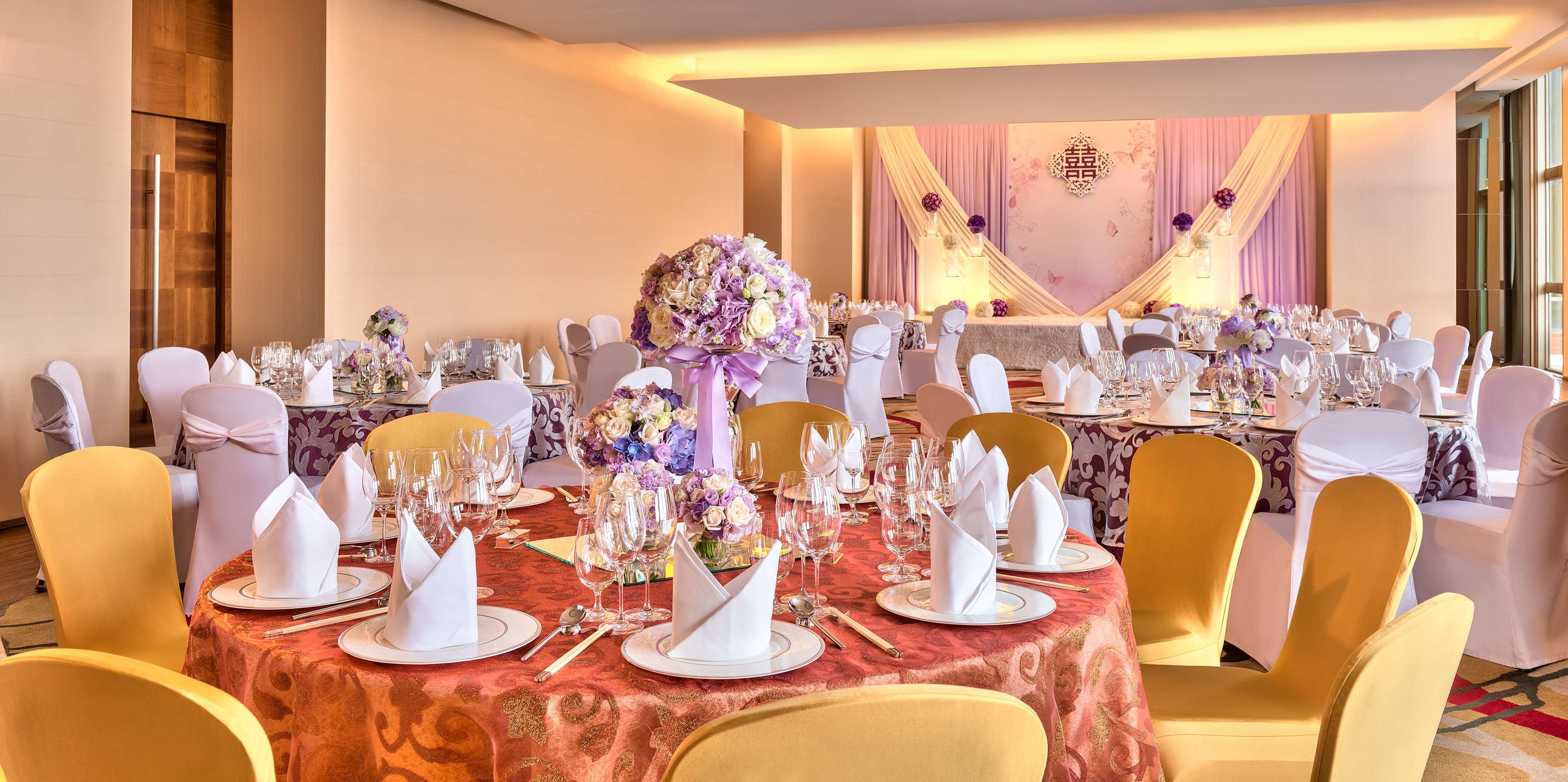 Auberge Discovery Bay Hong Kong 53/56