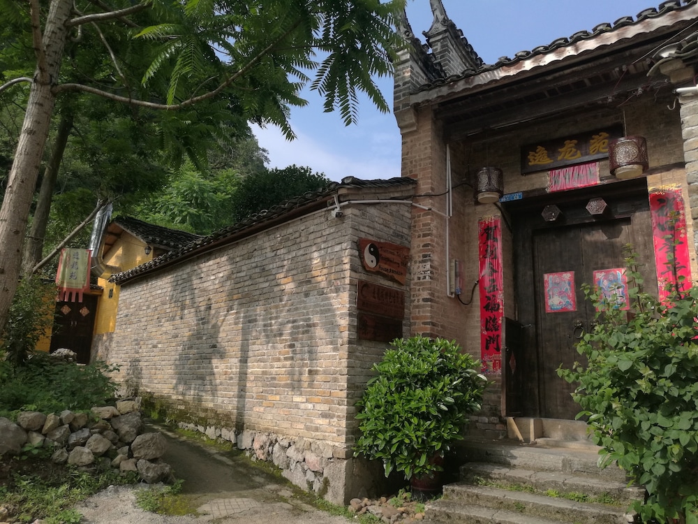 Yang Shuo Loong Old House 1/28